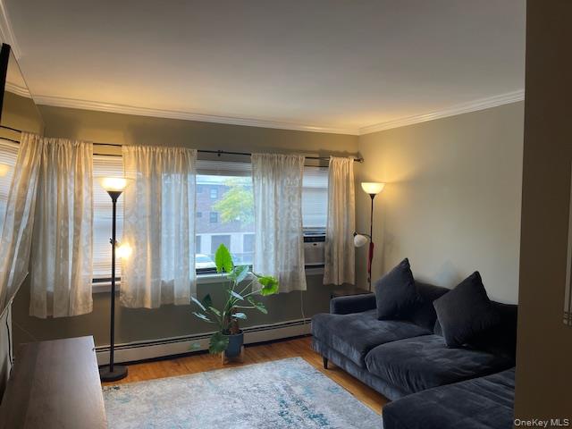 #2 photo, 55 Tulip Avenue, ナッソー郡 Floral Park , NY 11001