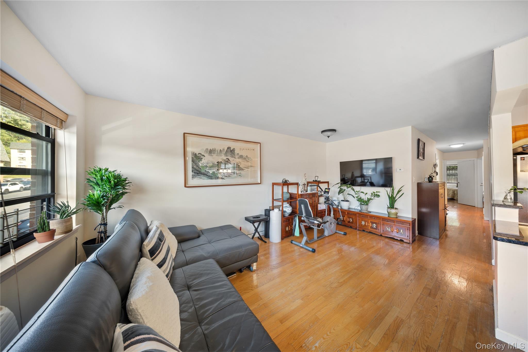 #12 photo, 240-22 70th Avenue, クイーンズ区 Little Neck , NY 11362