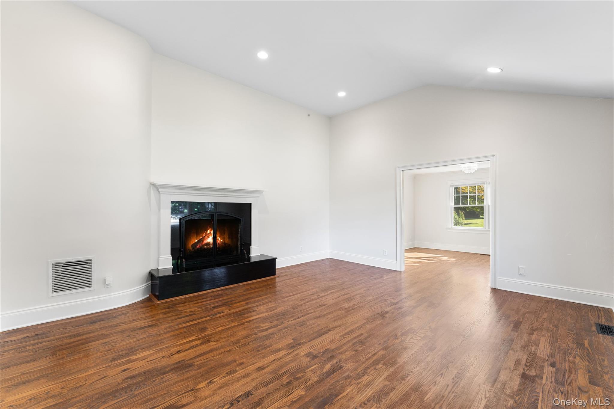 #7 photo, 53 Highfield Road, Harrison , NY 10528