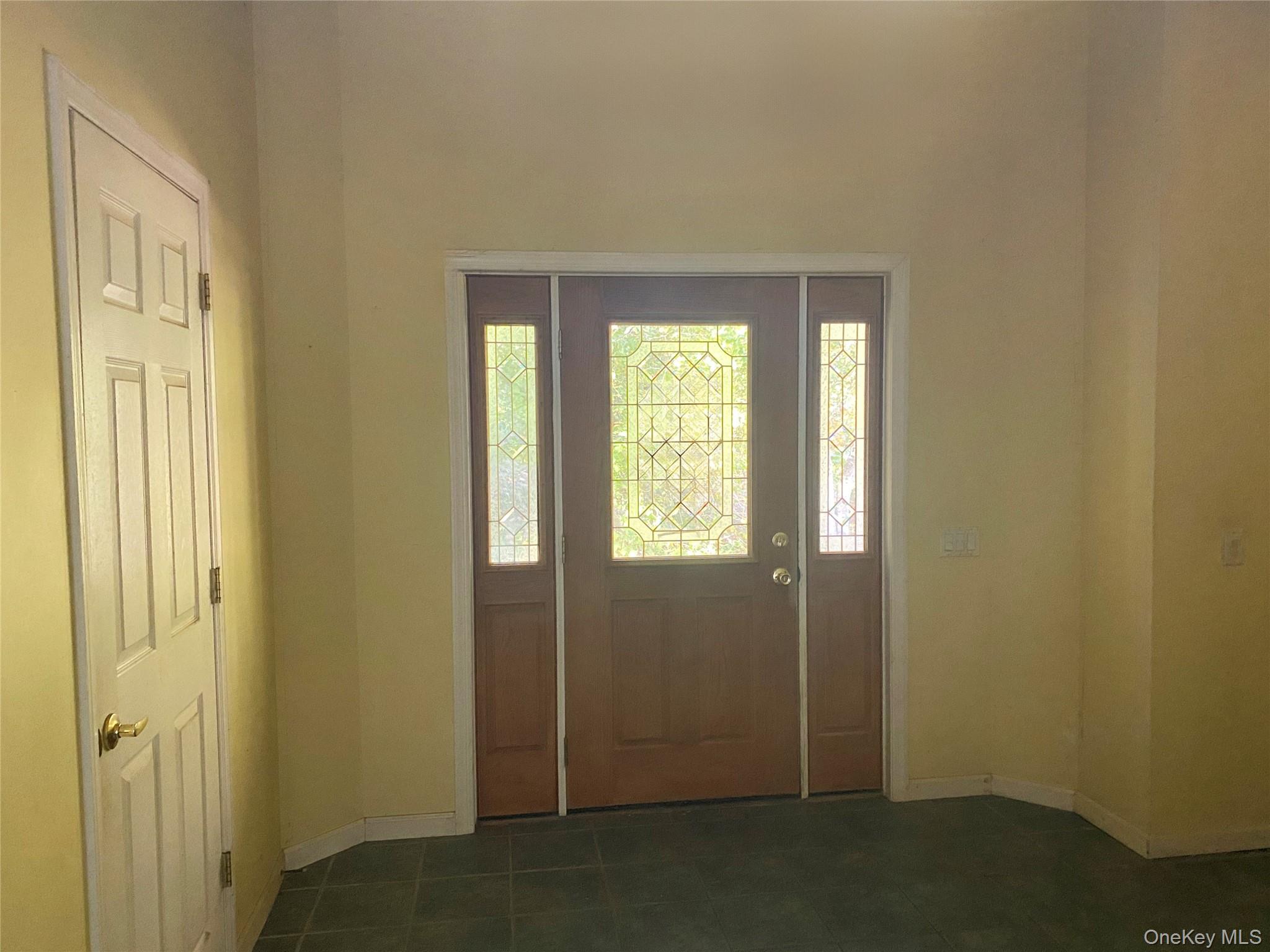 #2 photo, 71 Easy Street, Hurley , NY 12443