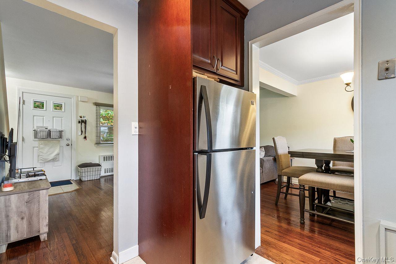 #13 photo, 84 Charter Circle, Ossining , NY 10562