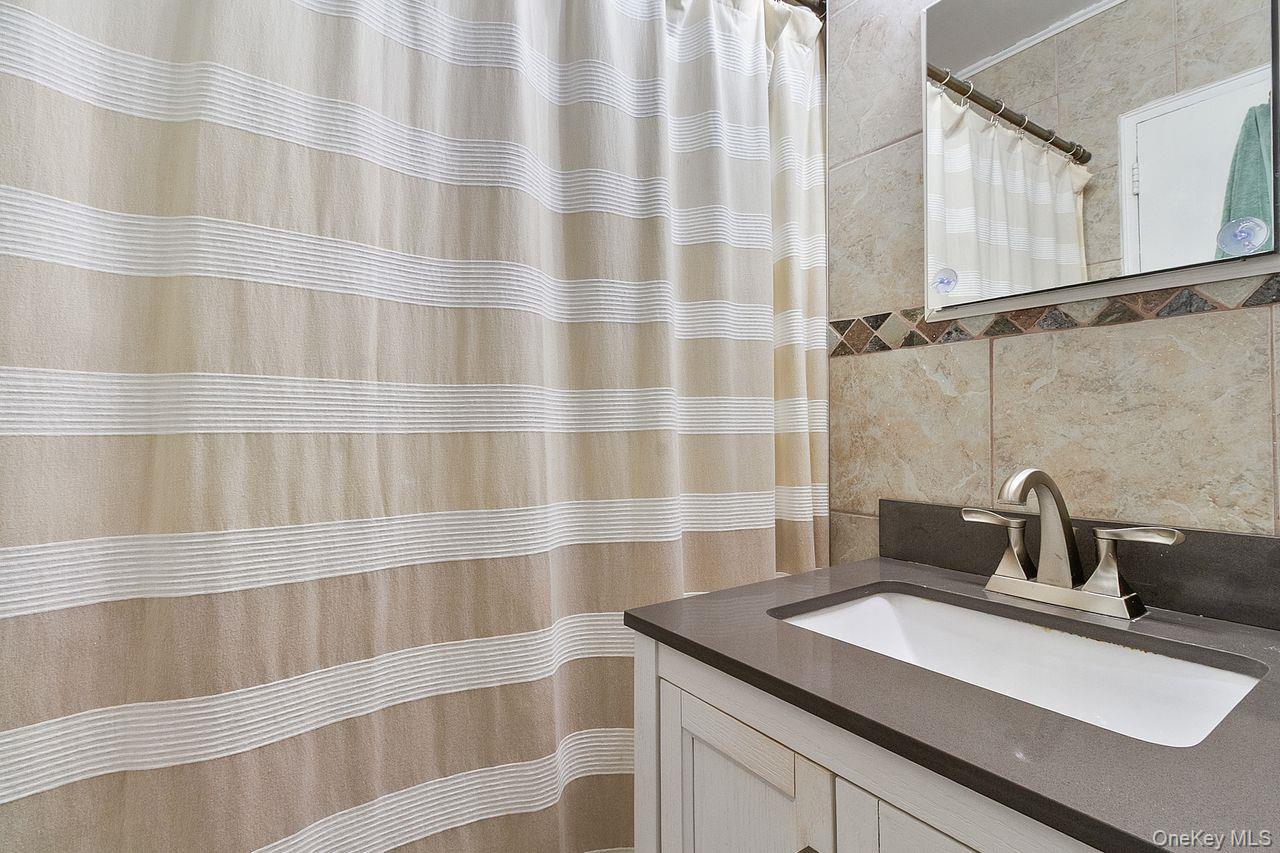 #16 photo, 84 Charter Circle, Ossining , NY 10562