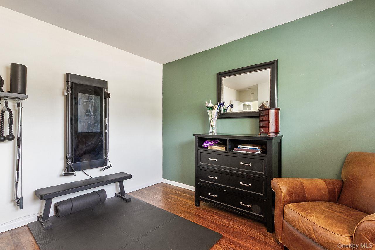 #19 photo, 84 Charter Circle, Ossining , NY 10562