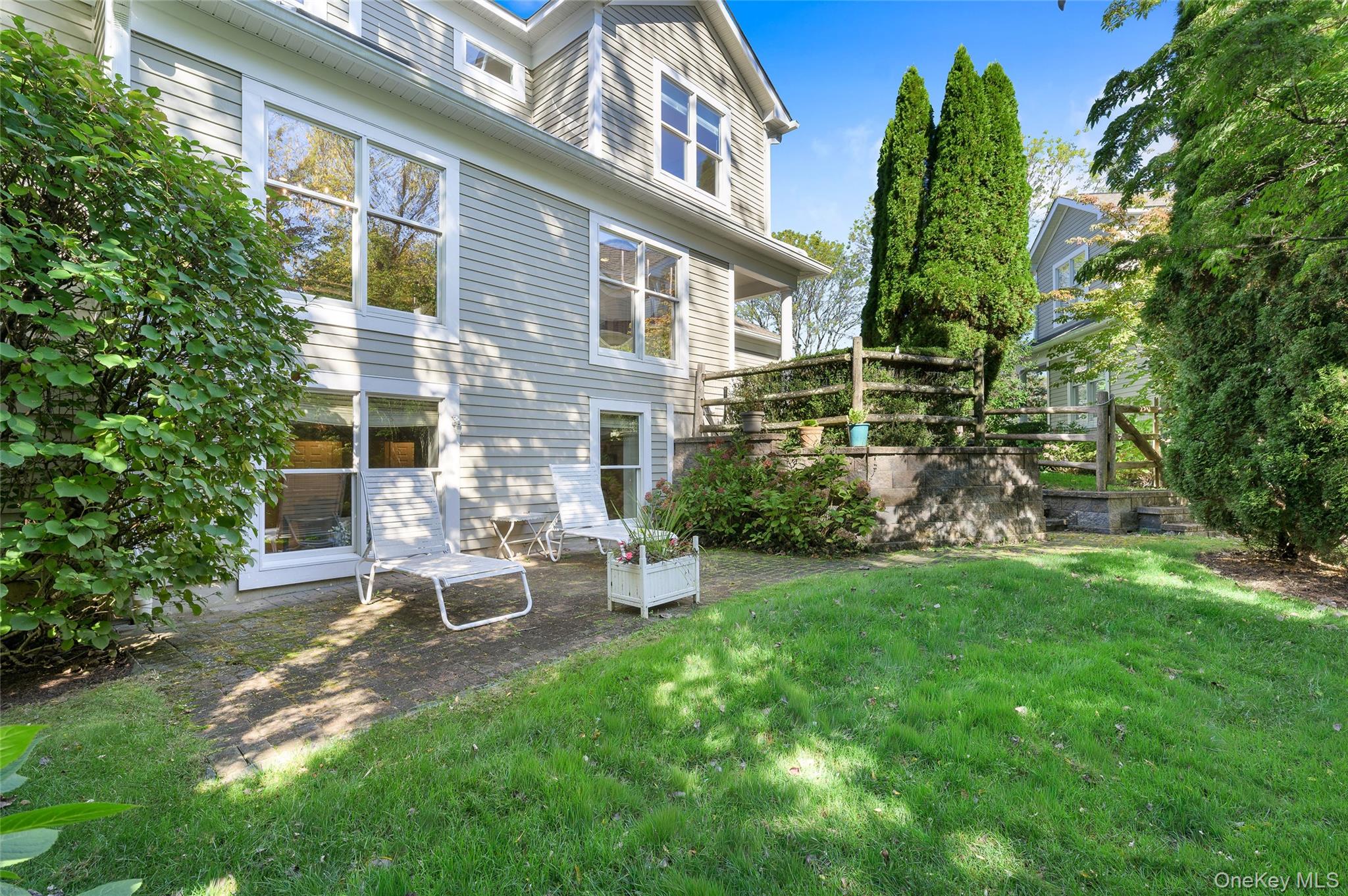 #12 photo, 39 Club Pointe Drive, White Plains , NY 10605