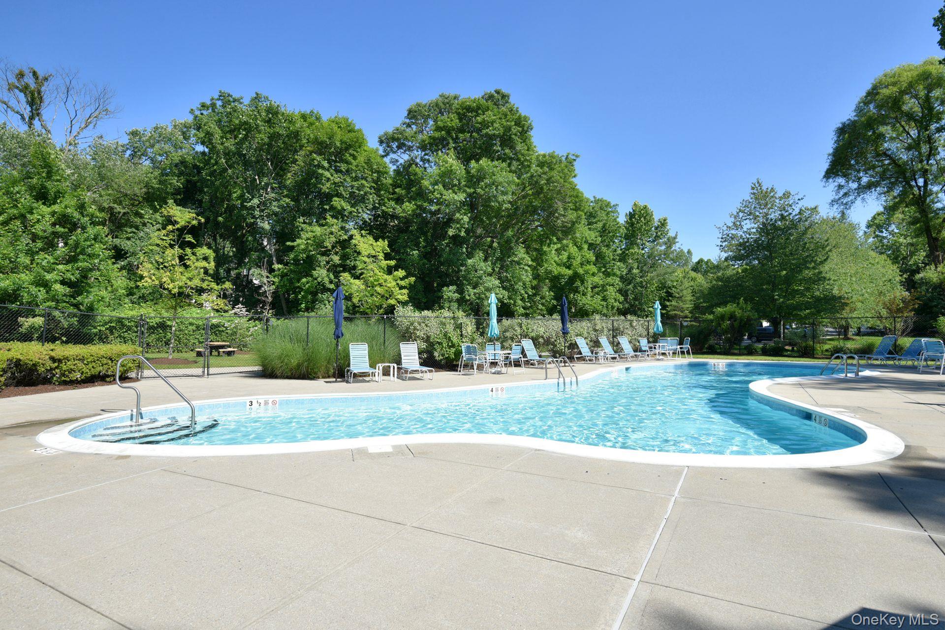 #5 photo, 39 Club Pointe Drive, White Plains , NY 10605