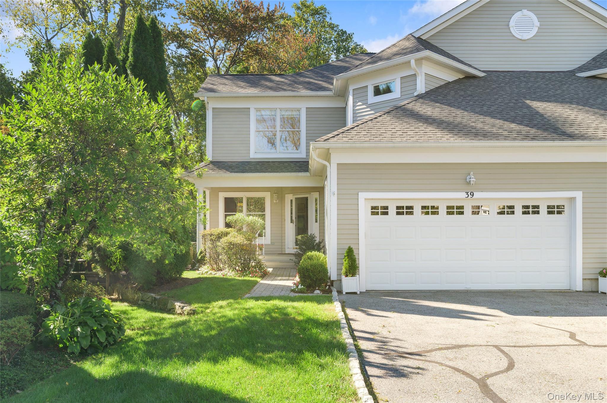 #7 photo, 39 Club Pointe Drive, White Plains , NY 10605