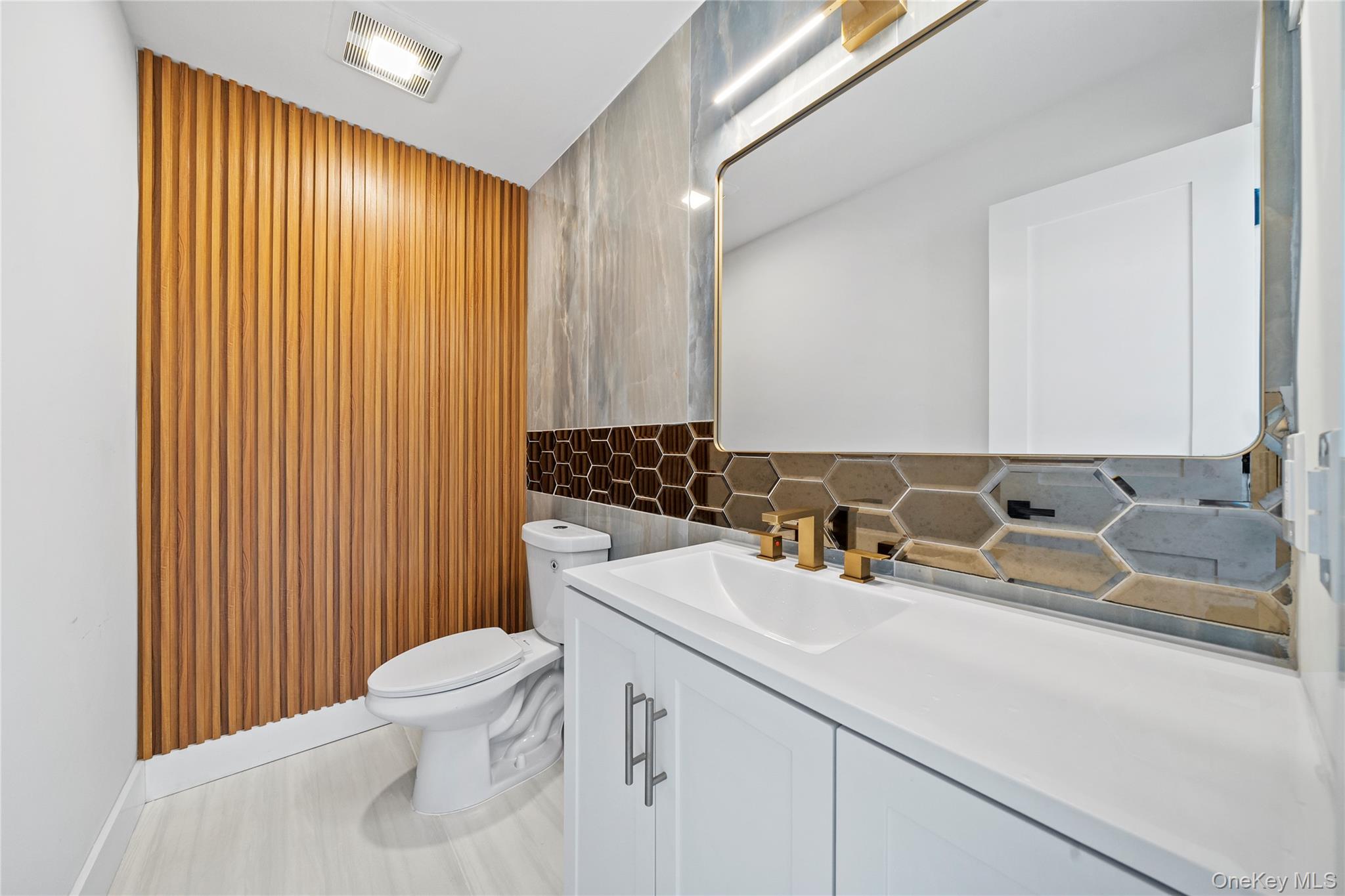 #12 photo, 3A Lavender Lane, サフォーク郡 East Islip , NY 11730