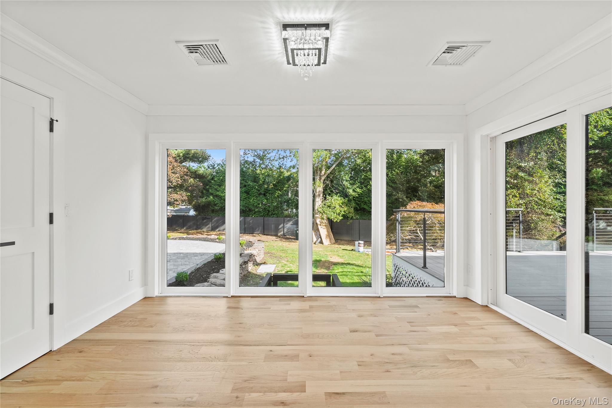 #19 photo, 3A Lavender Lane, サフォーク郡 East Islip , NY 11730