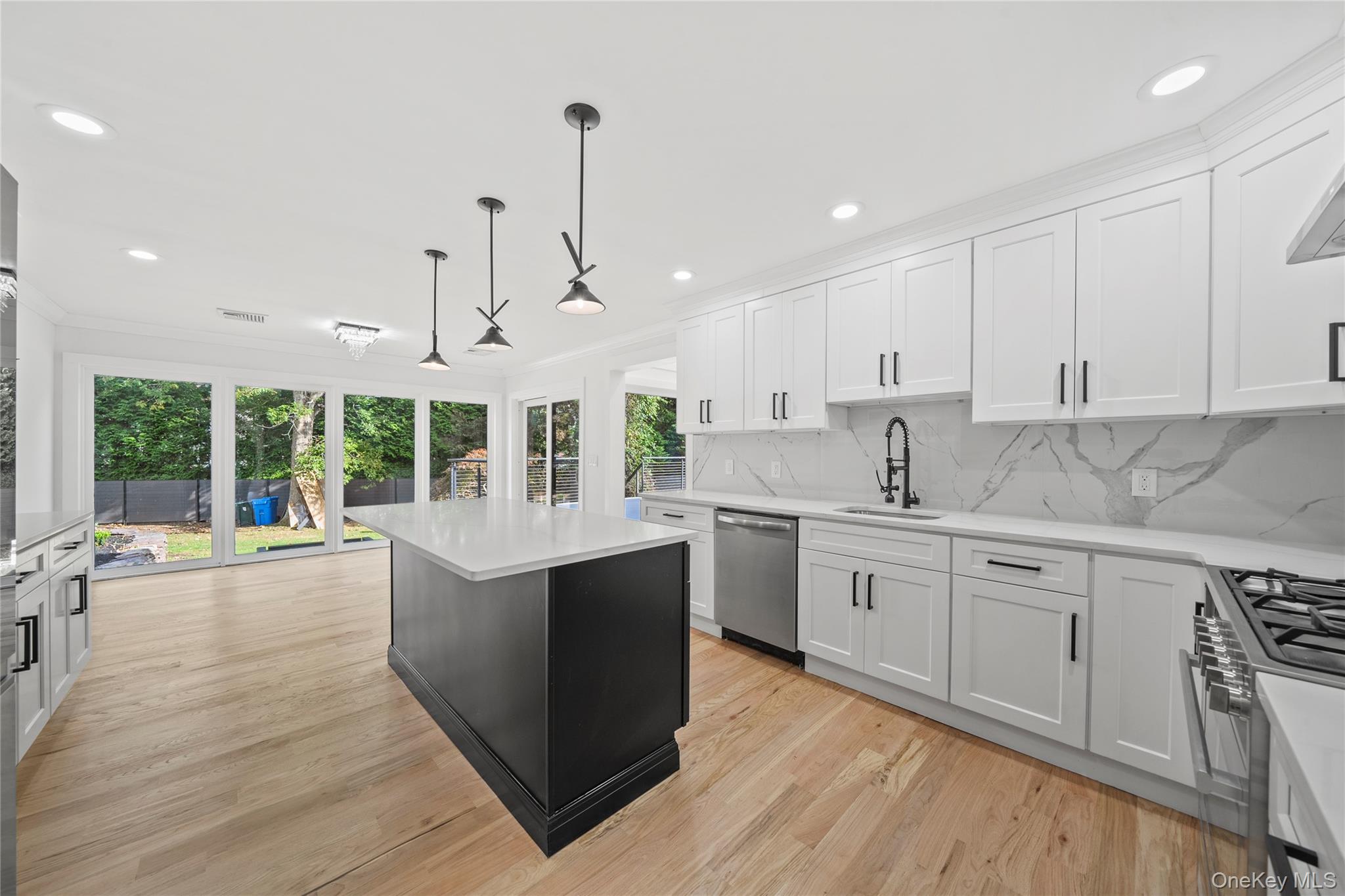 #4 photo, 3A Lavender Lane, サフォーク郡 East Islip , NY 11730