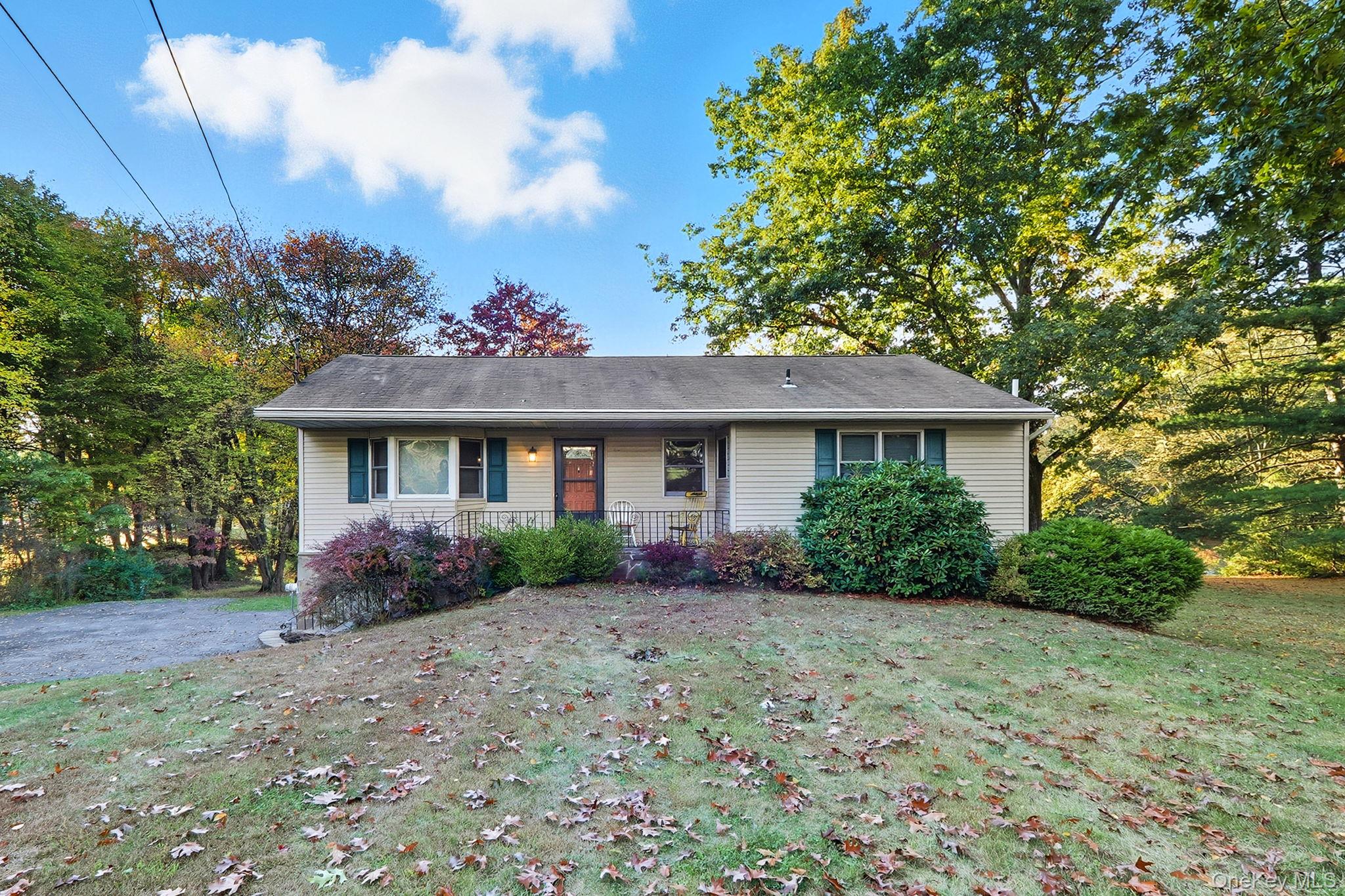 #1 photo, 16 Hamilton Drive, Hopewell Junction , NY 12533