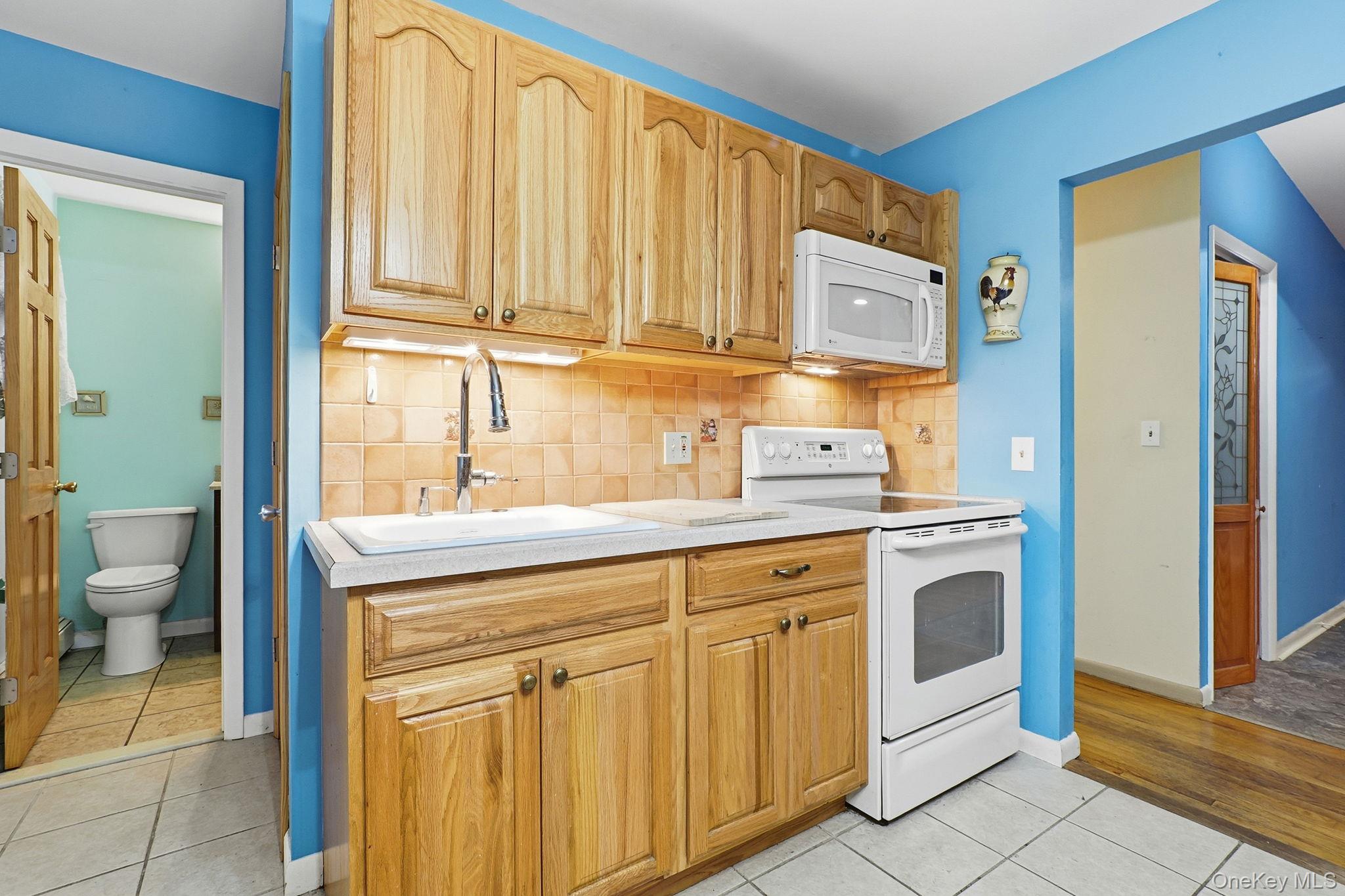 #17 photo, 16 Hamilton Drive, Hopewell Junction , NY 12533