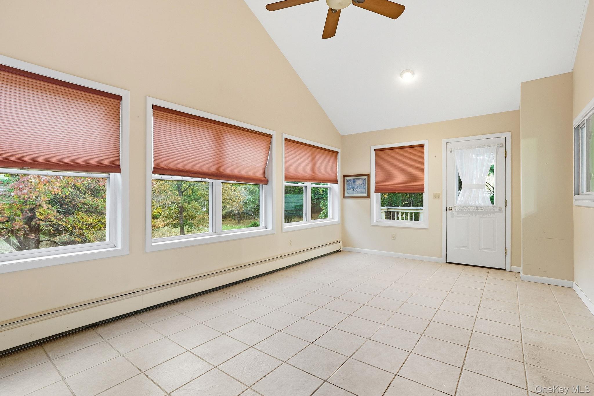 #18 photo, 16 Hamilton Drive, Hopewell Junction , NY 12533