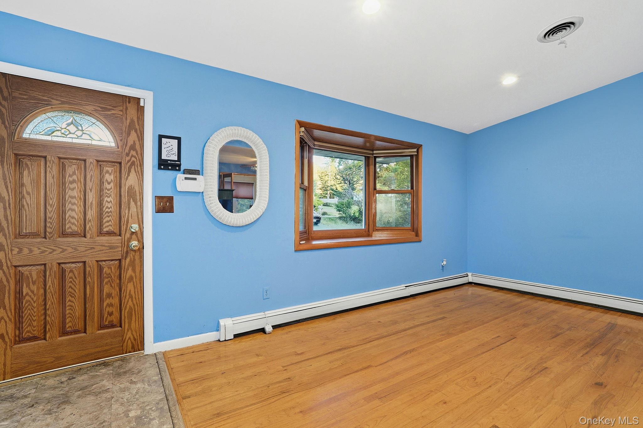 #7 photo, 16 Hamilton Drive, Hopewell Junction , NY 12533