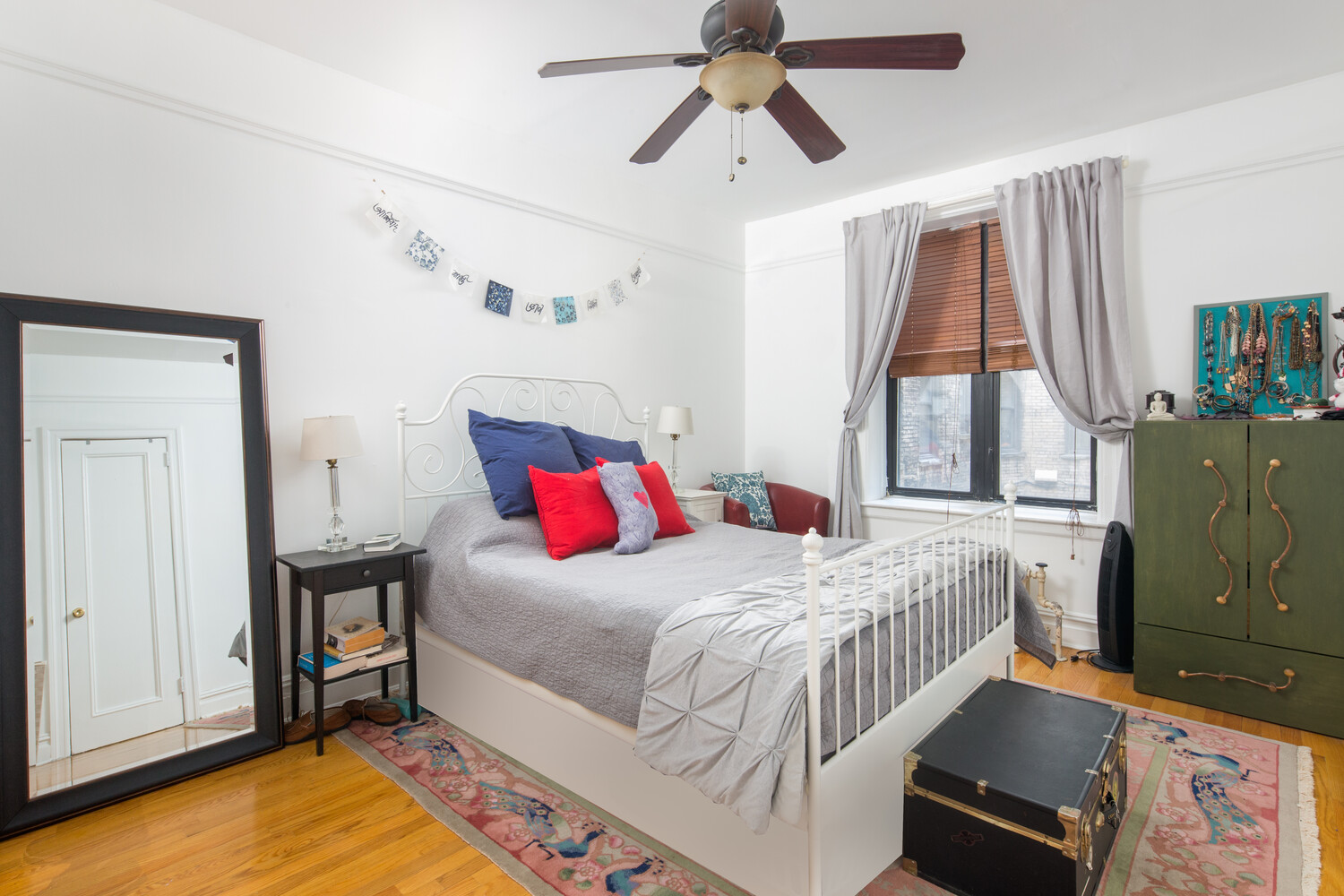 #5 photo, 225 EASTERN Parkway, ブルックリン区 Crown Heights , NY 11238