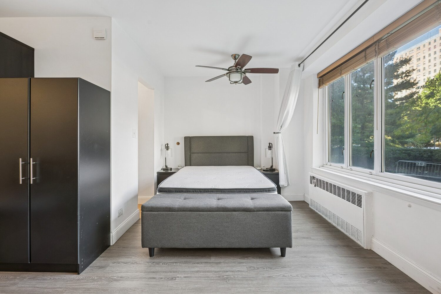 #5 photo, 392 CENTRAL Park W, Upper West Side , NY 10025