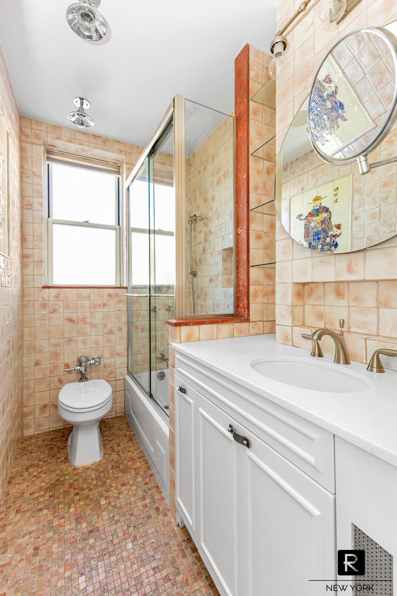 #13 photo, 333 W End Avenue, マンハッタン Upper West Side , NY 10024