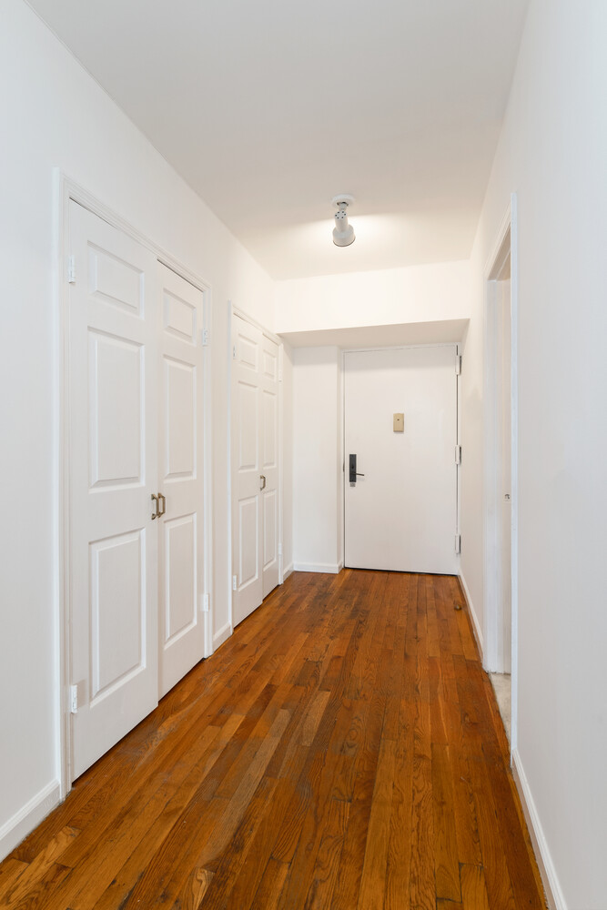 #5 photo, 186 W 80TH Street, マンハッタン Upper West Side , NY 10024