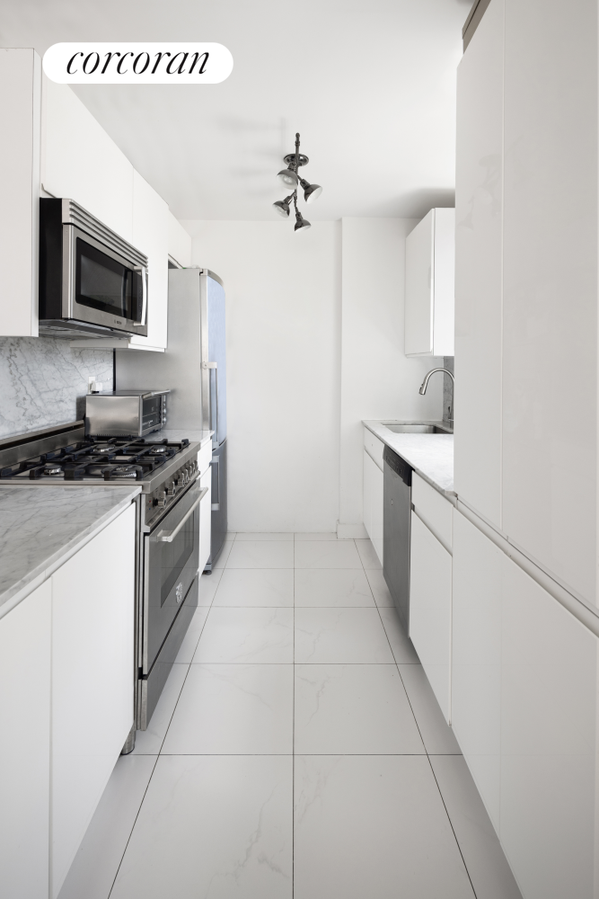 #5 photo, New York City, マンハッタン Hells Kitchen , NY 10019