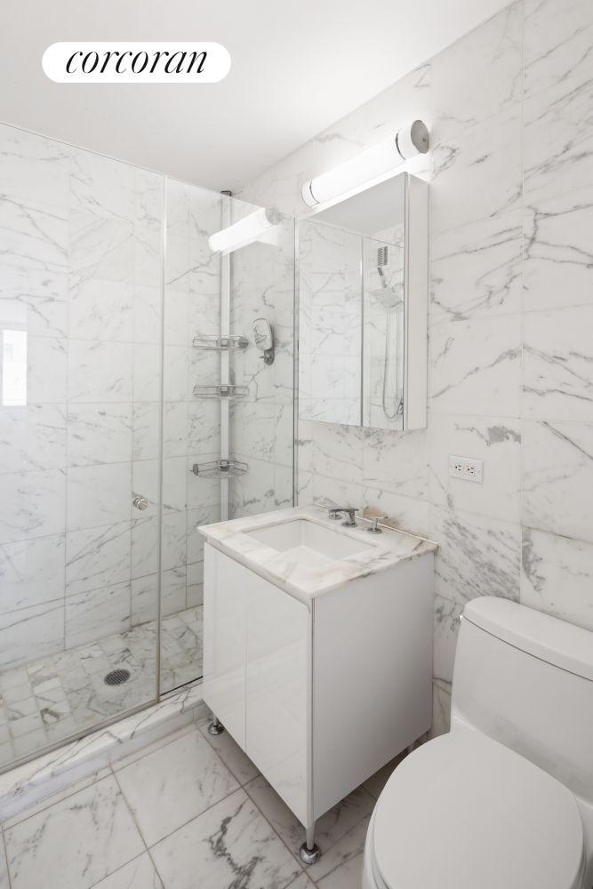 #9 photo, New York City, マンハッタン Hells Kitchen , NY 10019