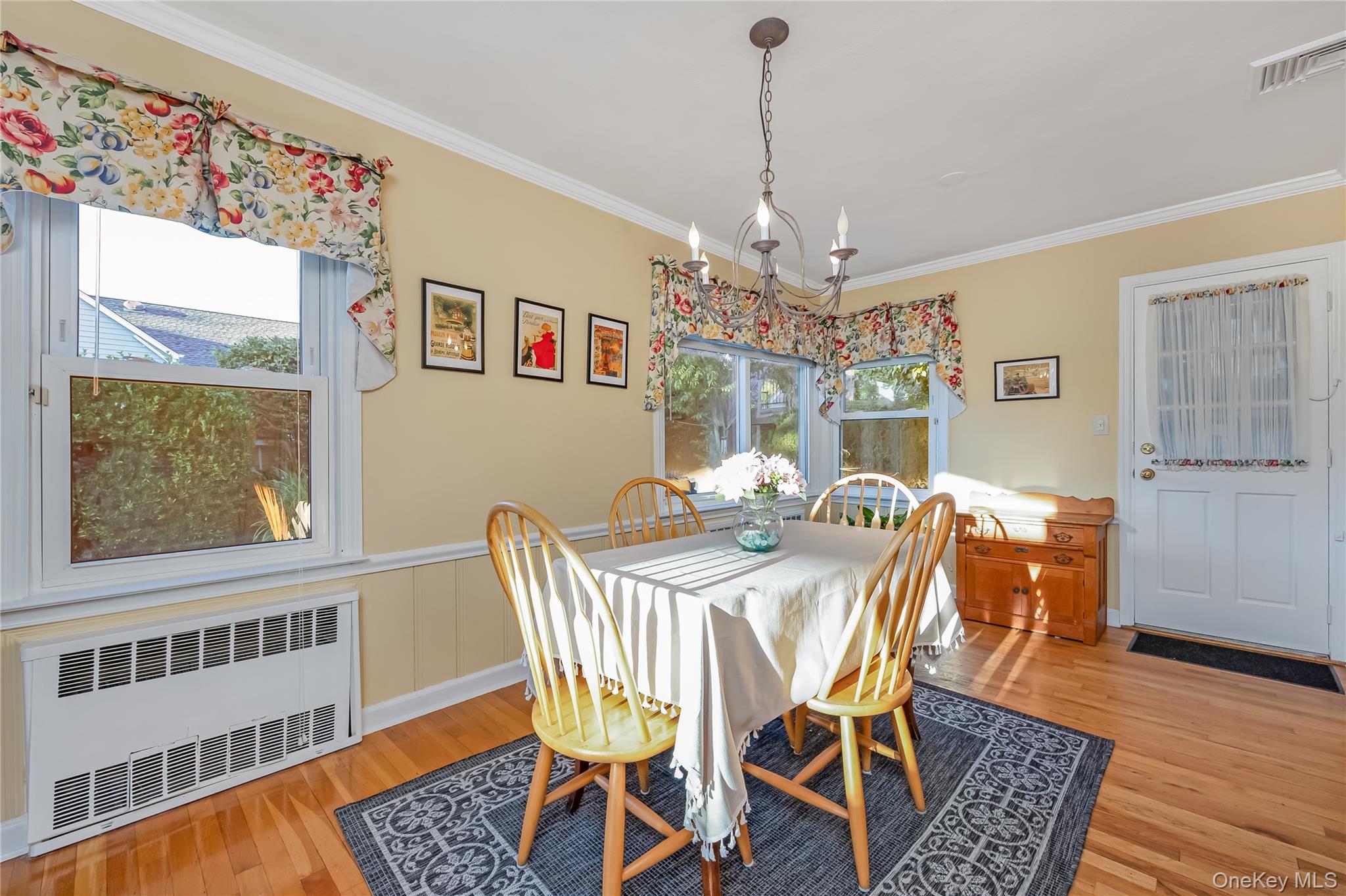 #16 photo, 15 Combes Avenue, ナッソー郡 Rockville Centre , NY 11570