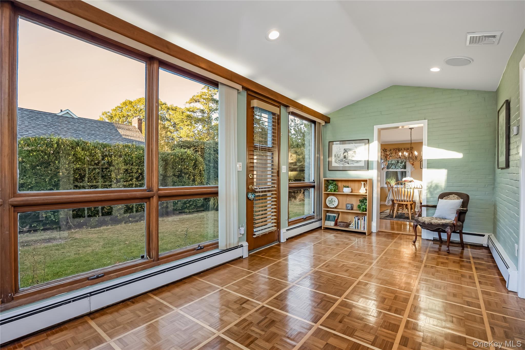 #20 photo, 15 Combes Avenue, ナッソー郡 Rockville Centre , NY 11570