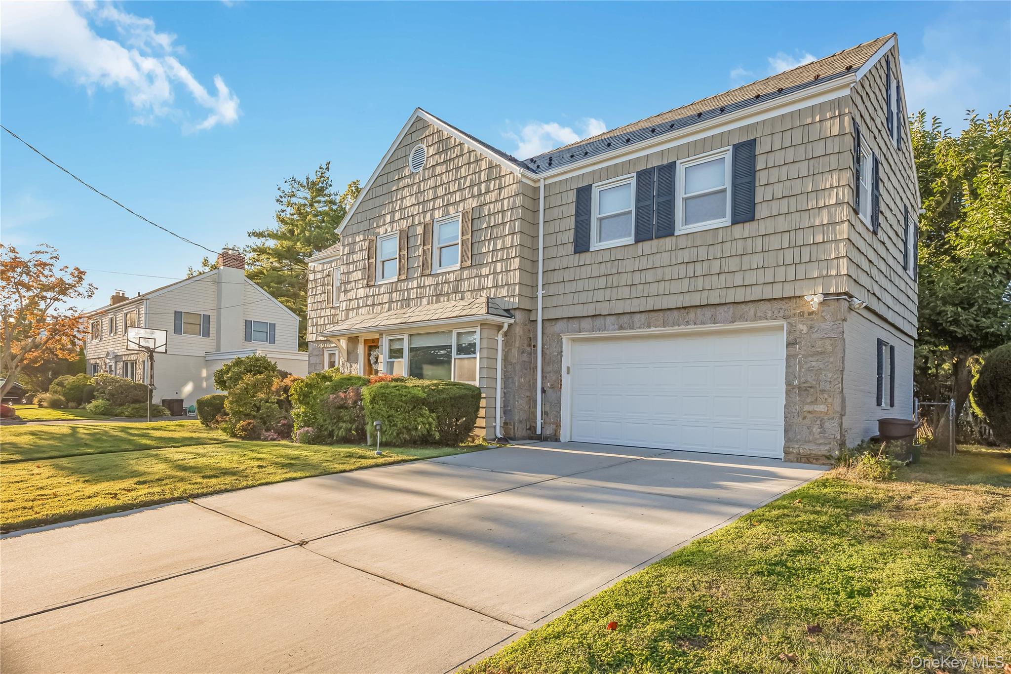 #3 photo, 15 Combes Avenue, ナッソー郡 Rockville Centre , NY 11570