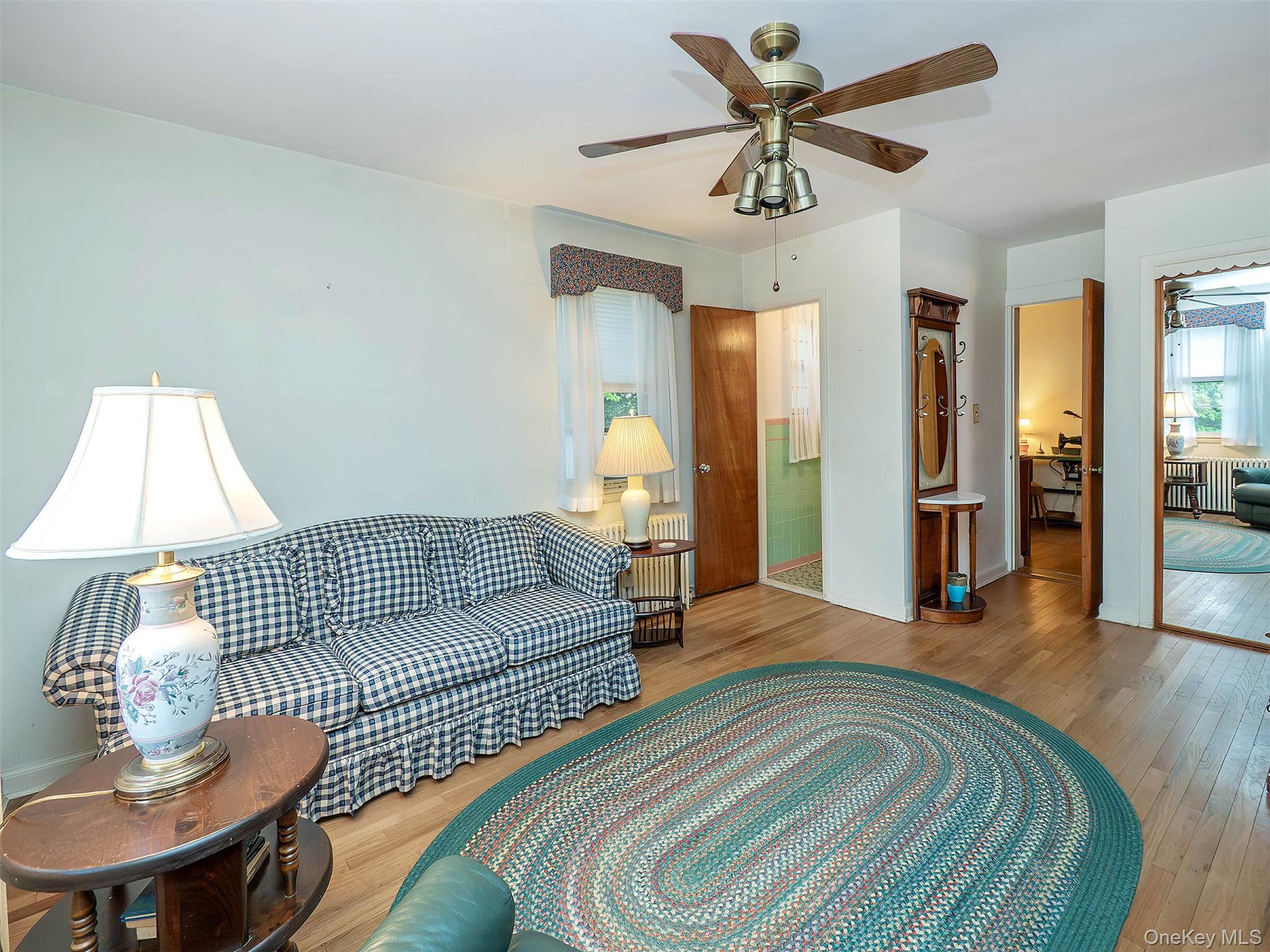 #13 photo, 8 Cambridge, ナッソー郡 Glen Cove , NY 11542