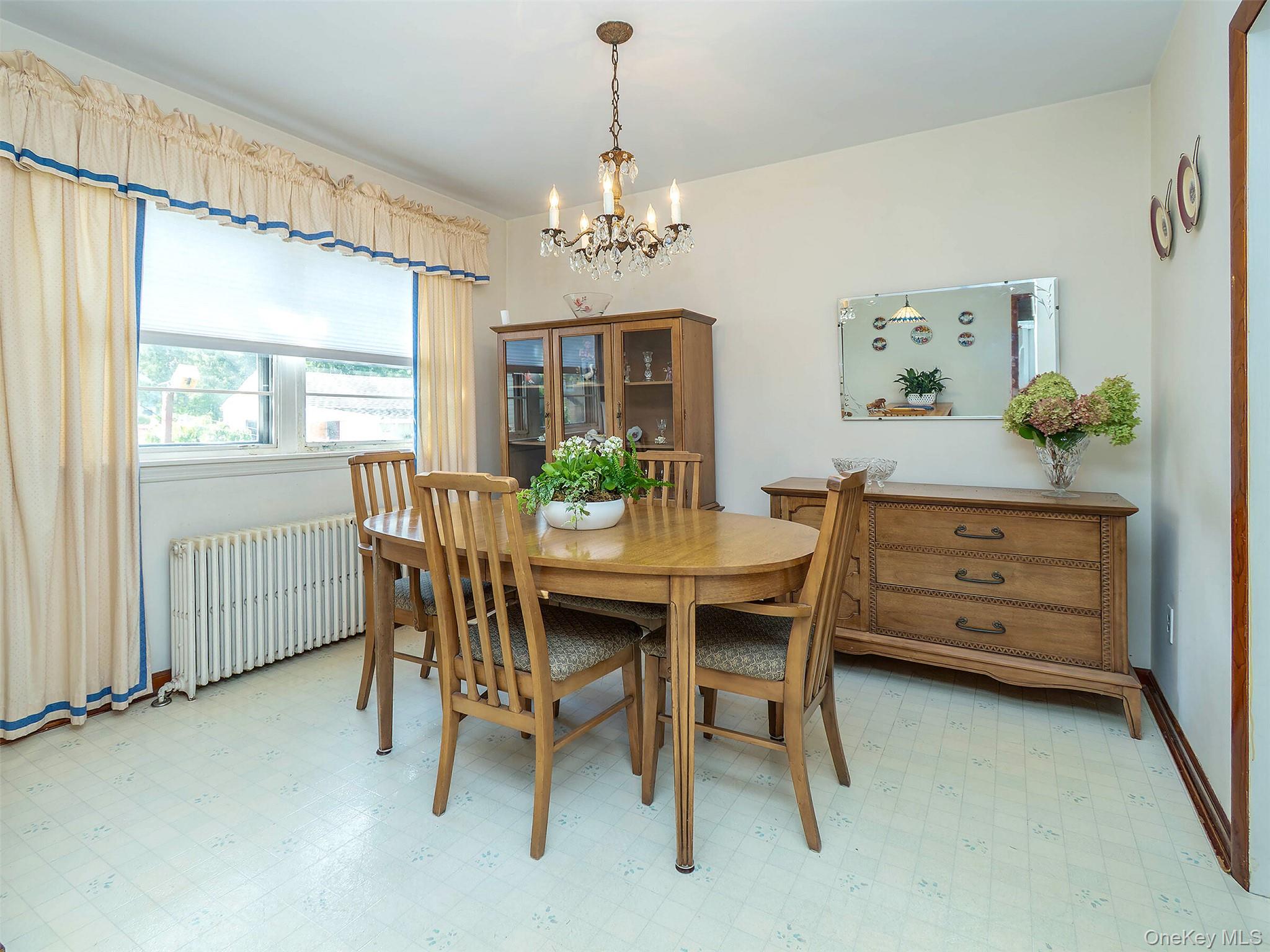 #16 photo, 8 Cambridge, ナッソー郡 Glen Cove , NY 11542