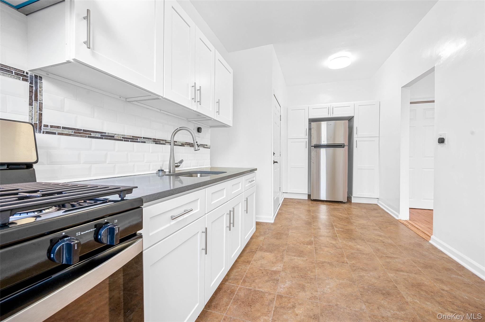 #7 photo, 933 Saratoga Avenue, הברונקס Brooklyn , NY 11212