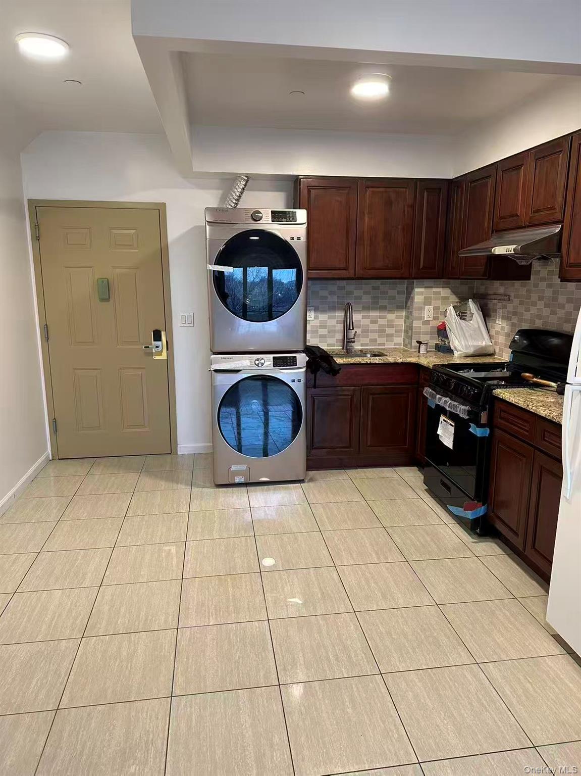 #6 photo, 32-24 137th Street, クイーンズ区 Flushing , NY 11354