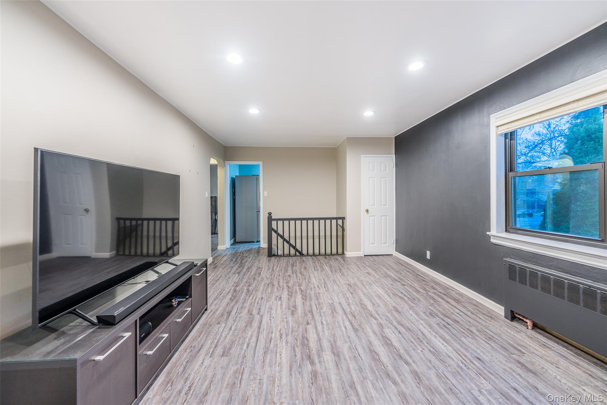 #12 photo, 220-16 73 Avenue, Куинс ‖ Bayside , NY 11364