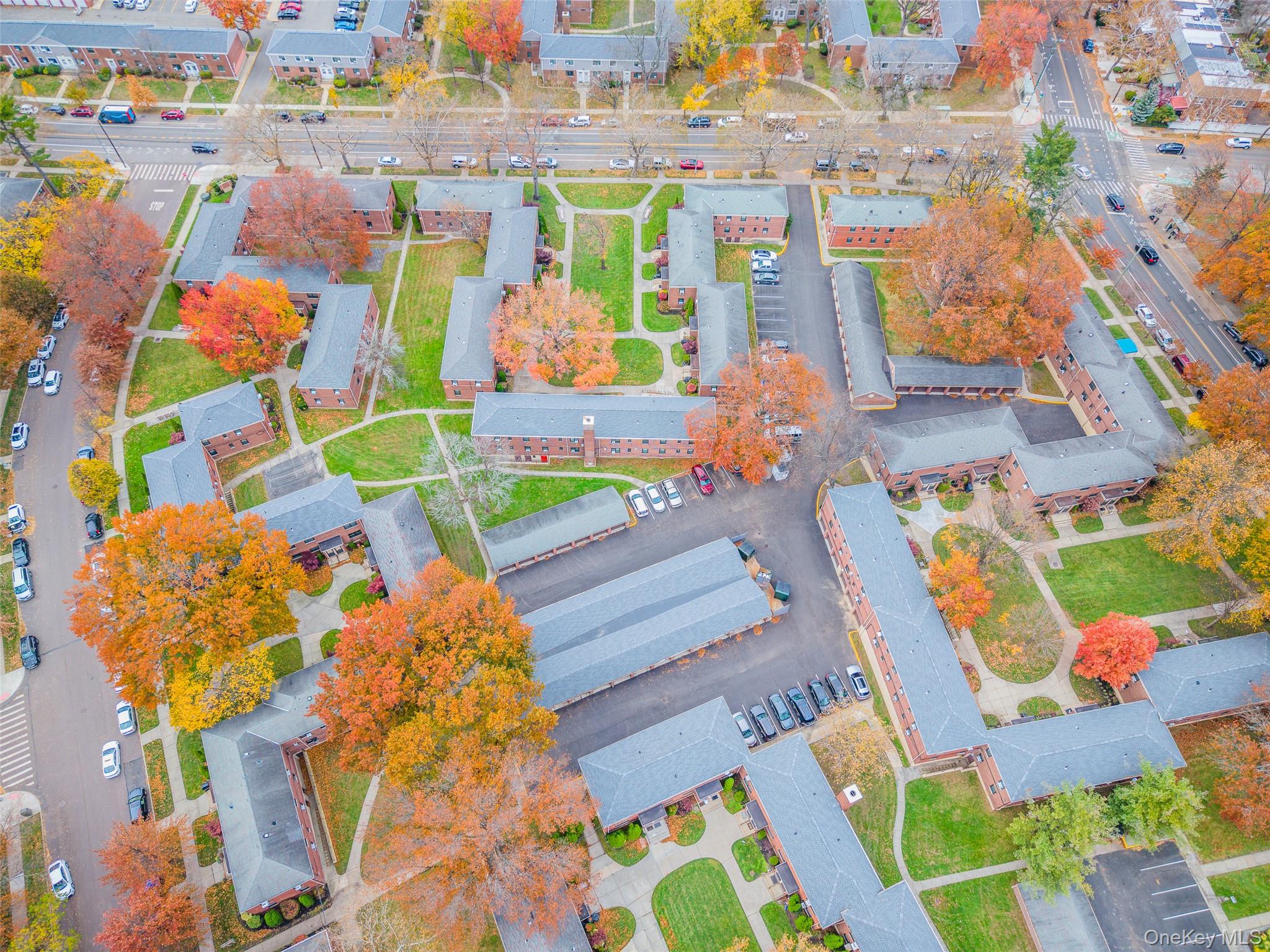 #16 photo, 220-16 73 Avenue, Куинс ‖ Bayside , NY 11364