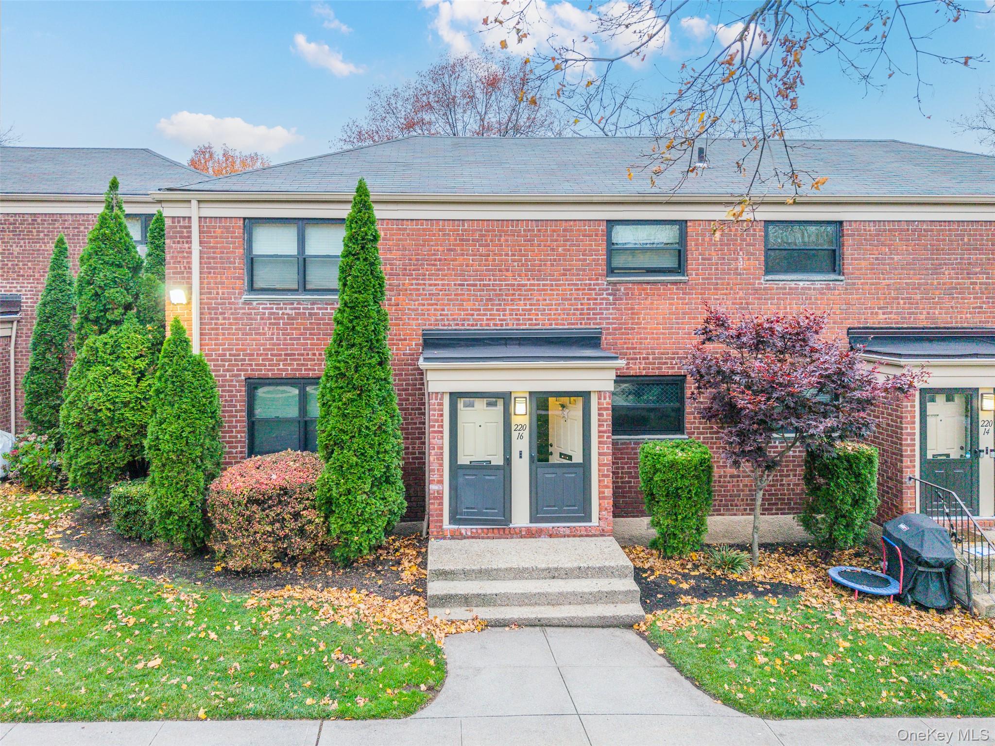 #18 photo, 220-16 73 Avenue, Куинс ‖ Bayside , NY 11364