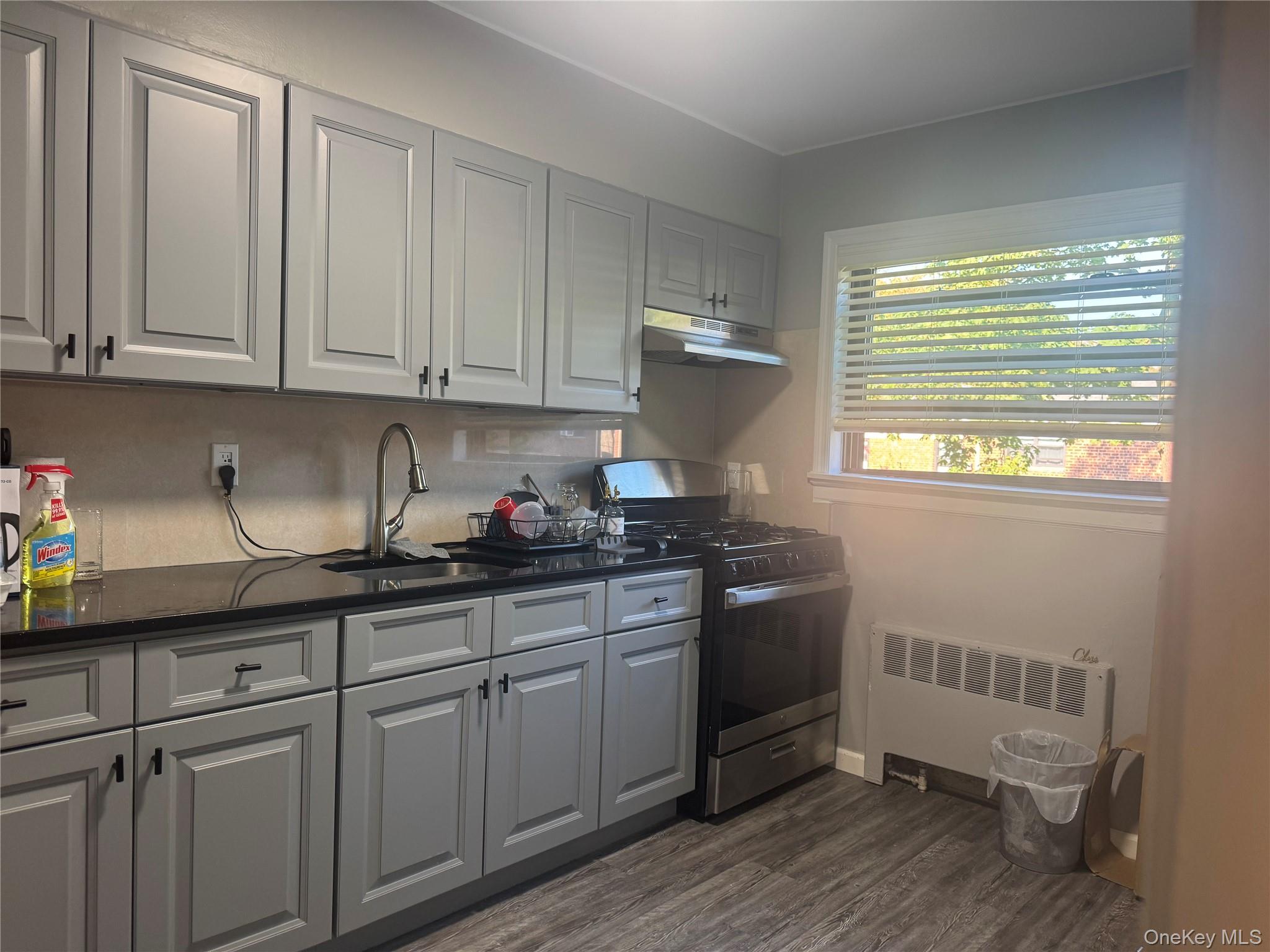 #4 photo, 220-16 73 Avenue, クイーンズ区 Bayside , NY 11364