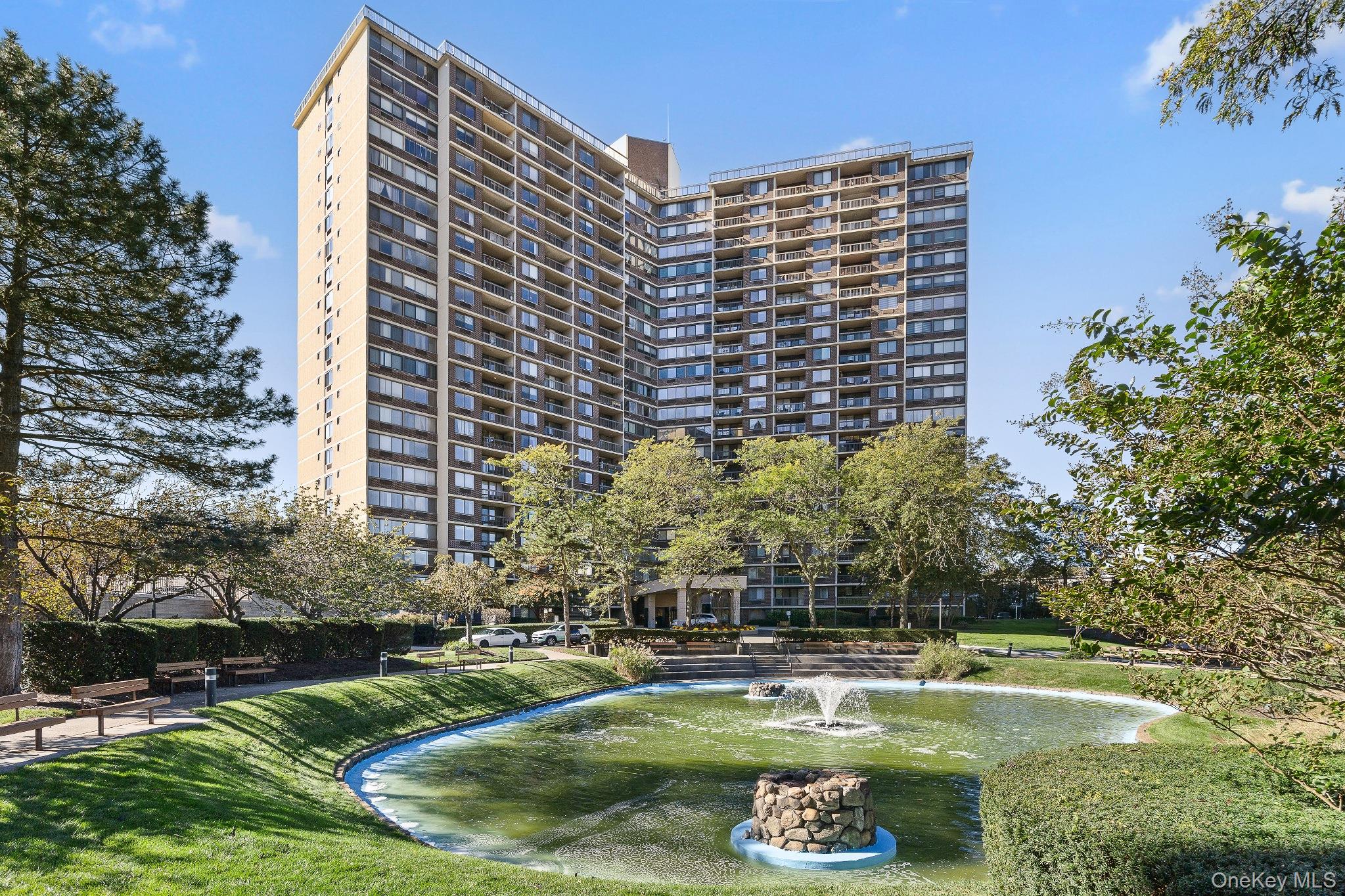 #1 photo, 1 Bay Club Drive, クイーンズ区 Bayside , NY 11360