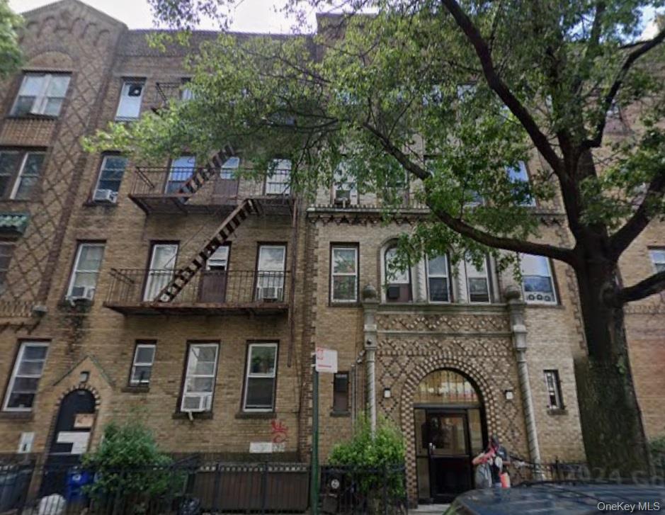 #1 photo, 92-02 37 Street, クイーンズ区 Jackson Heights , NY 11372