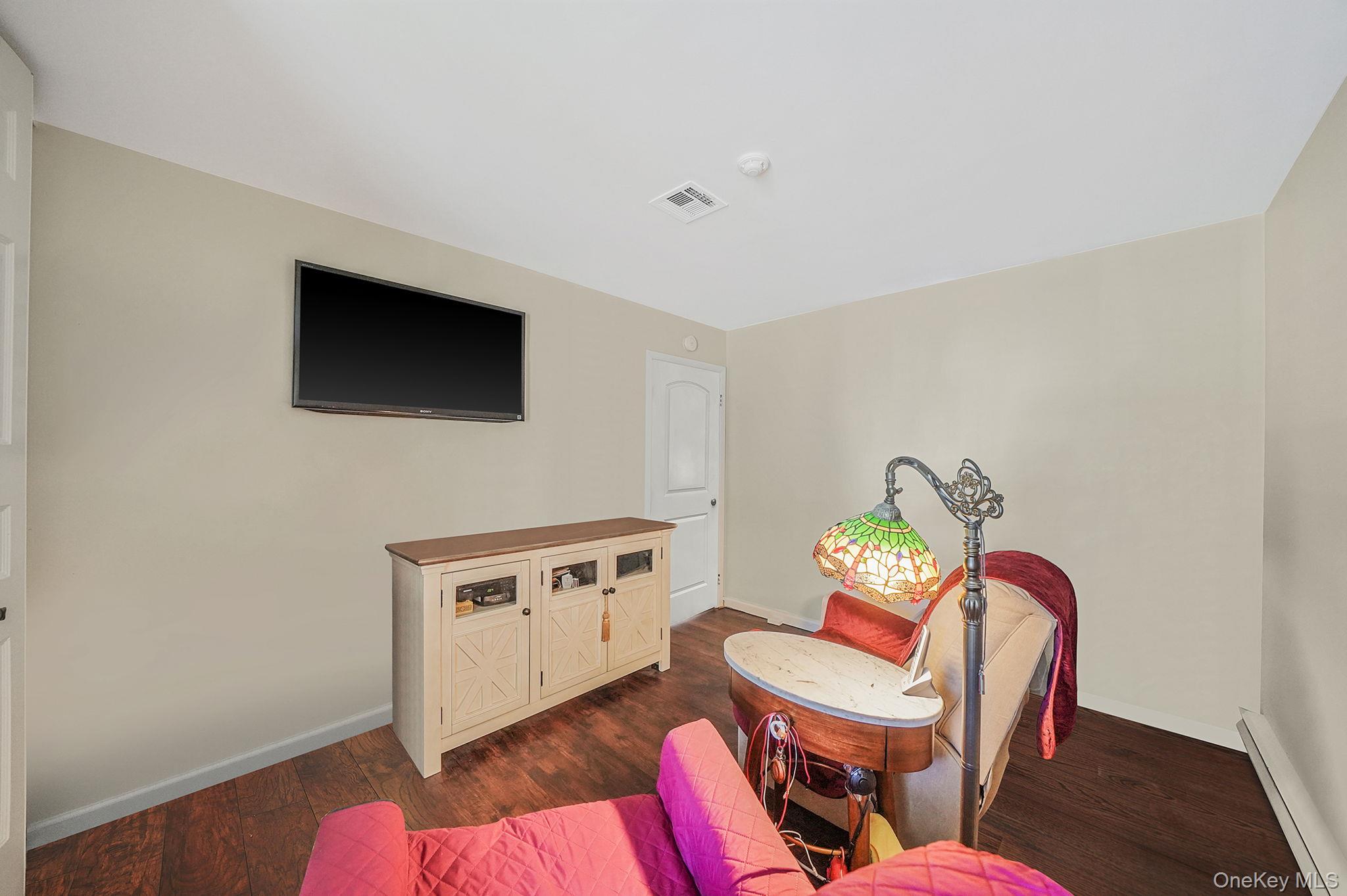 #17 photo, 449 Arlington Drive, サフォーク郡 Ridge , NY 11961