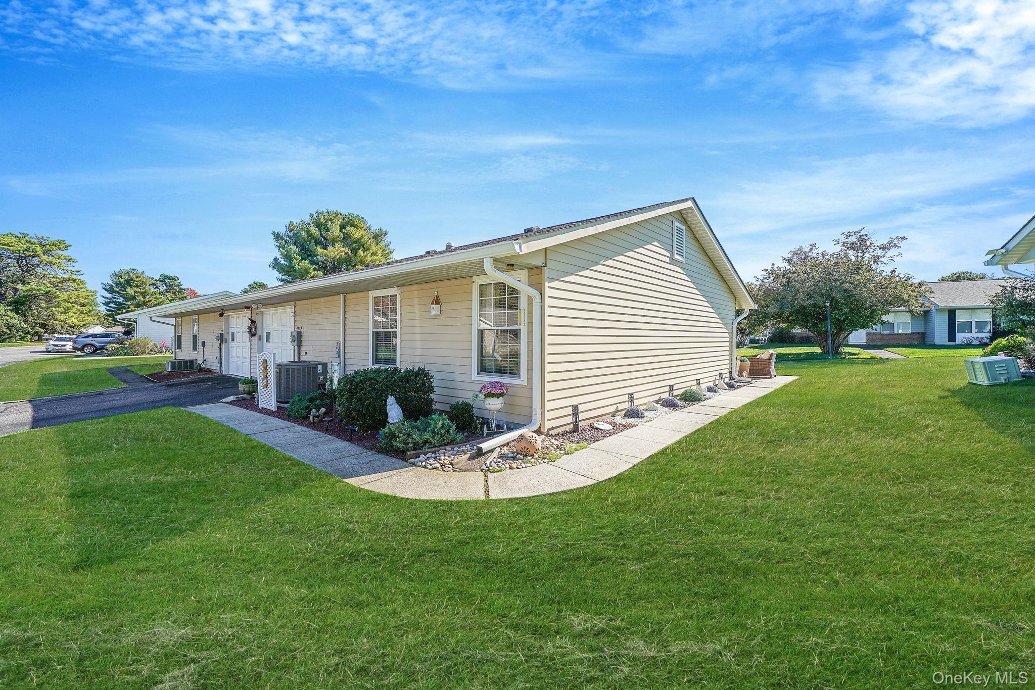 #18 photo, 449 Arlington Drive, サフォーク郡 Ridge , NY 11961