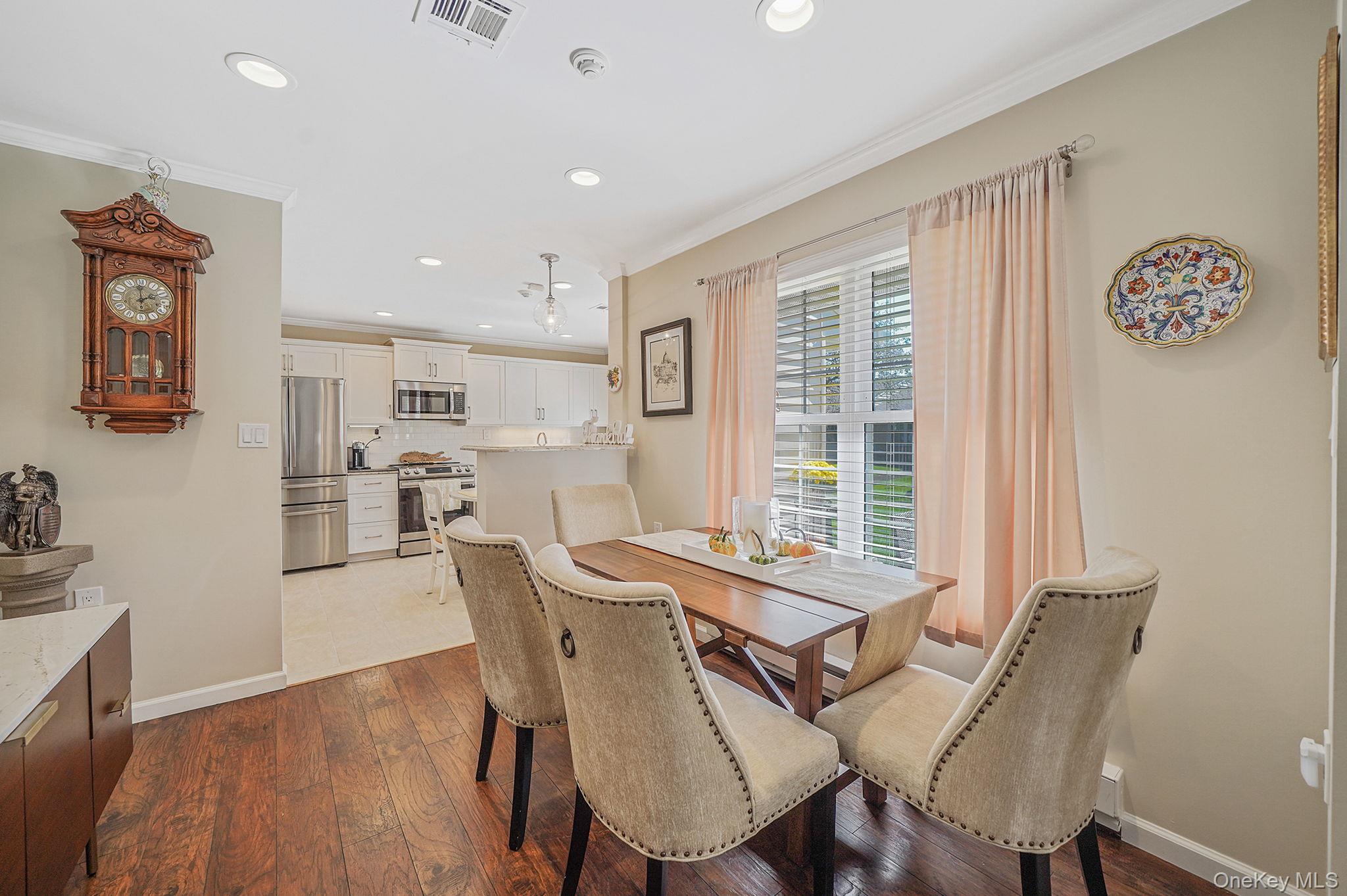 #7 photo, 449 Arlington Drive, サフォーク郡 Ridge , NY 11961