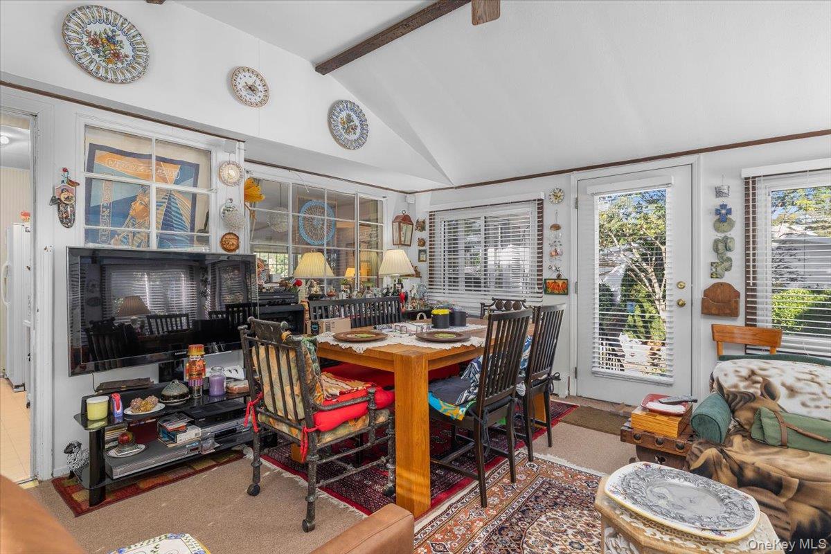 #10 photo, 2 Flower Hill Lane, Bay Shore , NY 11706