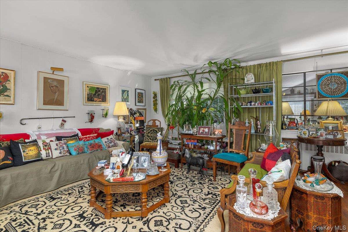 #4 photo, 2 Flower Hill Lane, Bay Shore , NY 11706