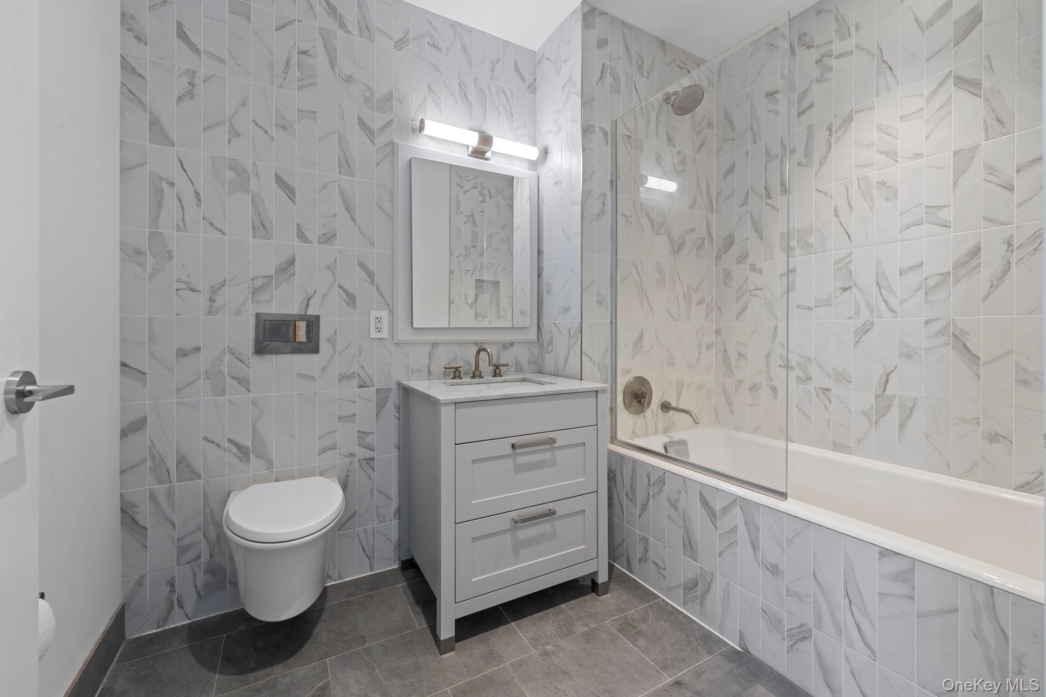 #11 photo, 107-06 Queens Boulevard, Forest Hills , NY 11375