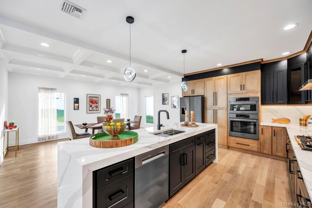 #9 photo, 51 Stephen Drive, Plainview , NY 11803