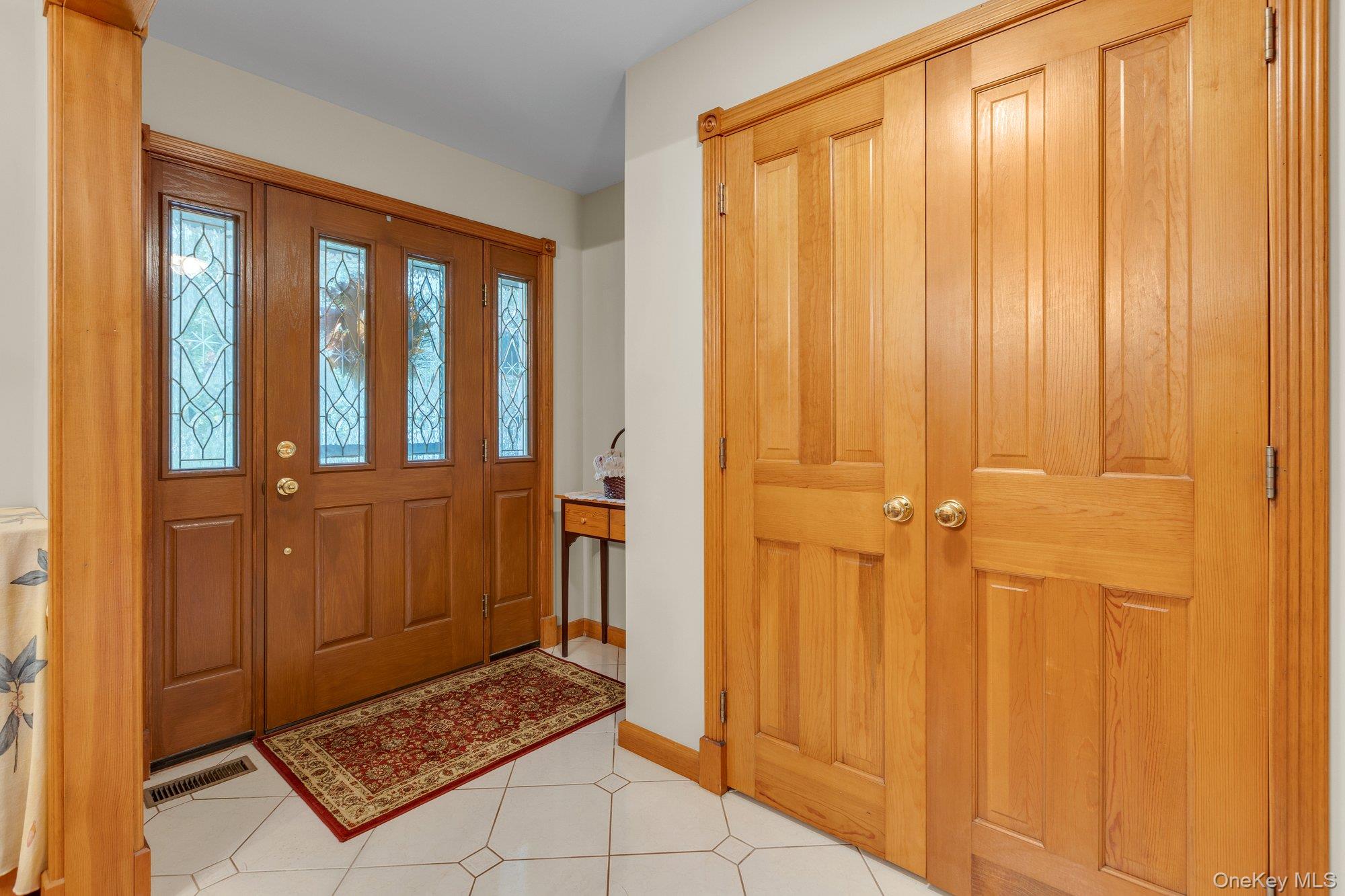 #2 photo, 501 Wading River Road, サフォーク郡 Manorville , NY 11949