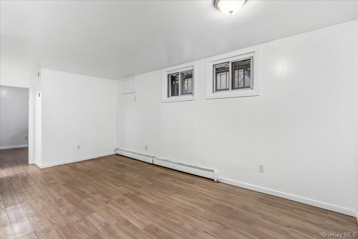 #4 photo, 13214 Horace Harding Expressway, Flushing , NY 11367