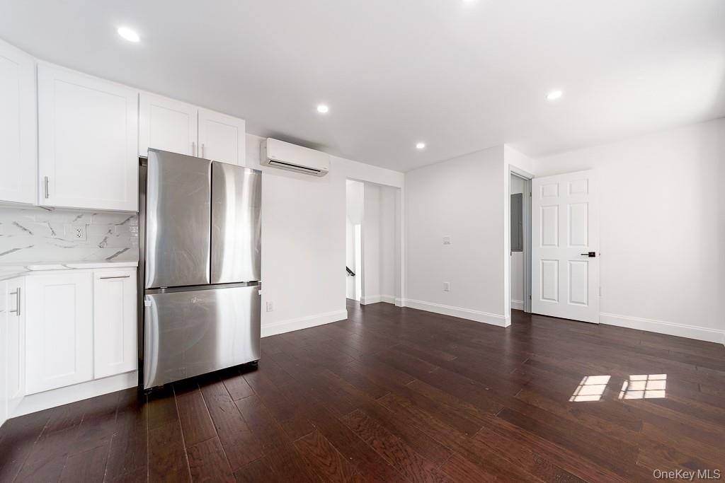 #8 photo, 129 Cochran Place, ナッソー郡 Valley Stream , NY 11581