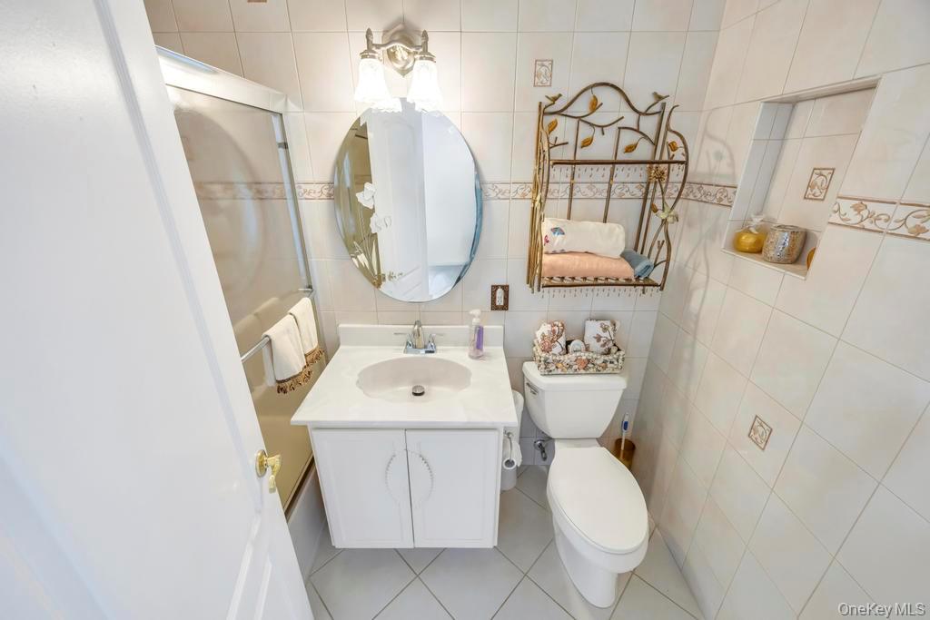 #19 photo, 204 Caroline Court, サフォーク郡 Port Jefferson Station , NY 11776