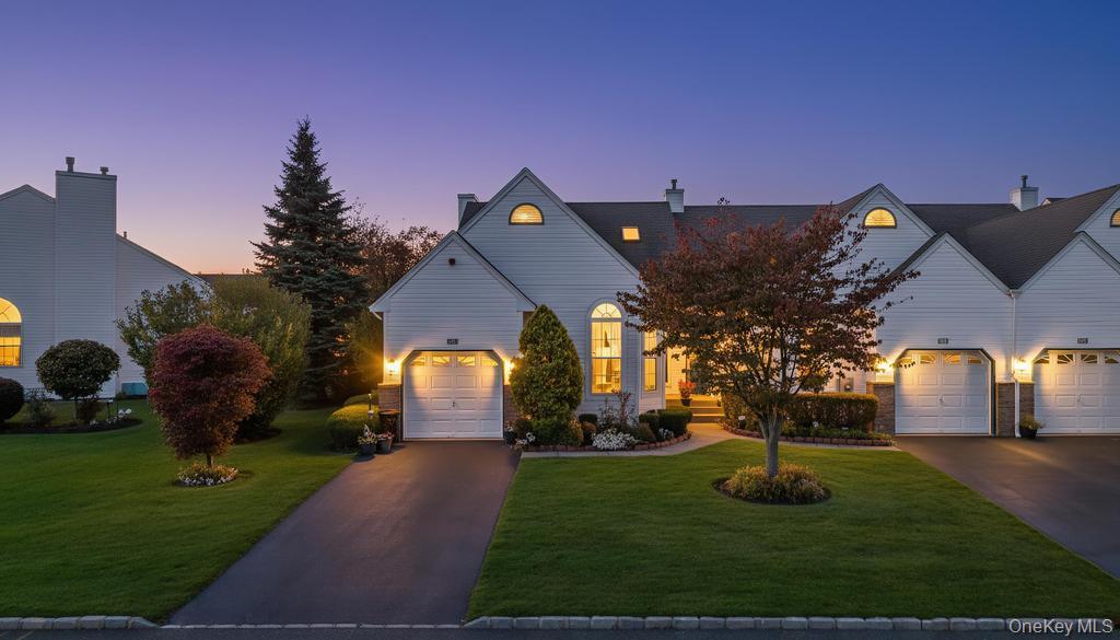 #2 photo, 204 Caroline Court, サフォーク郡 Port Jefferson Station , NY 11776