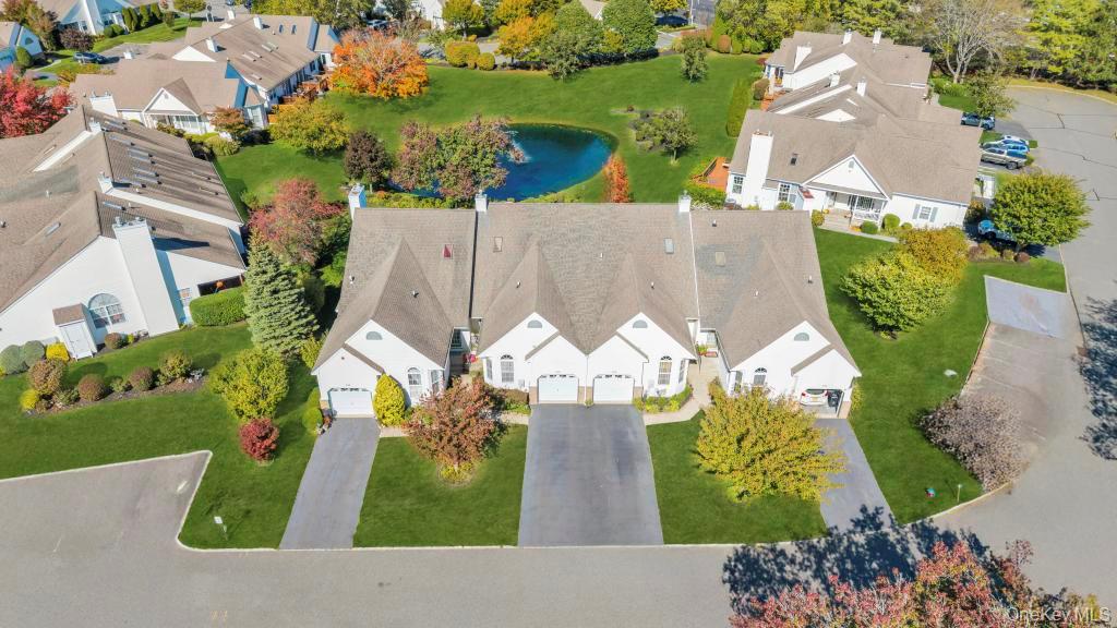 #3 photo, 204 Caroline Court, サフォーク郡 Port Jefferson Station , NY 11776