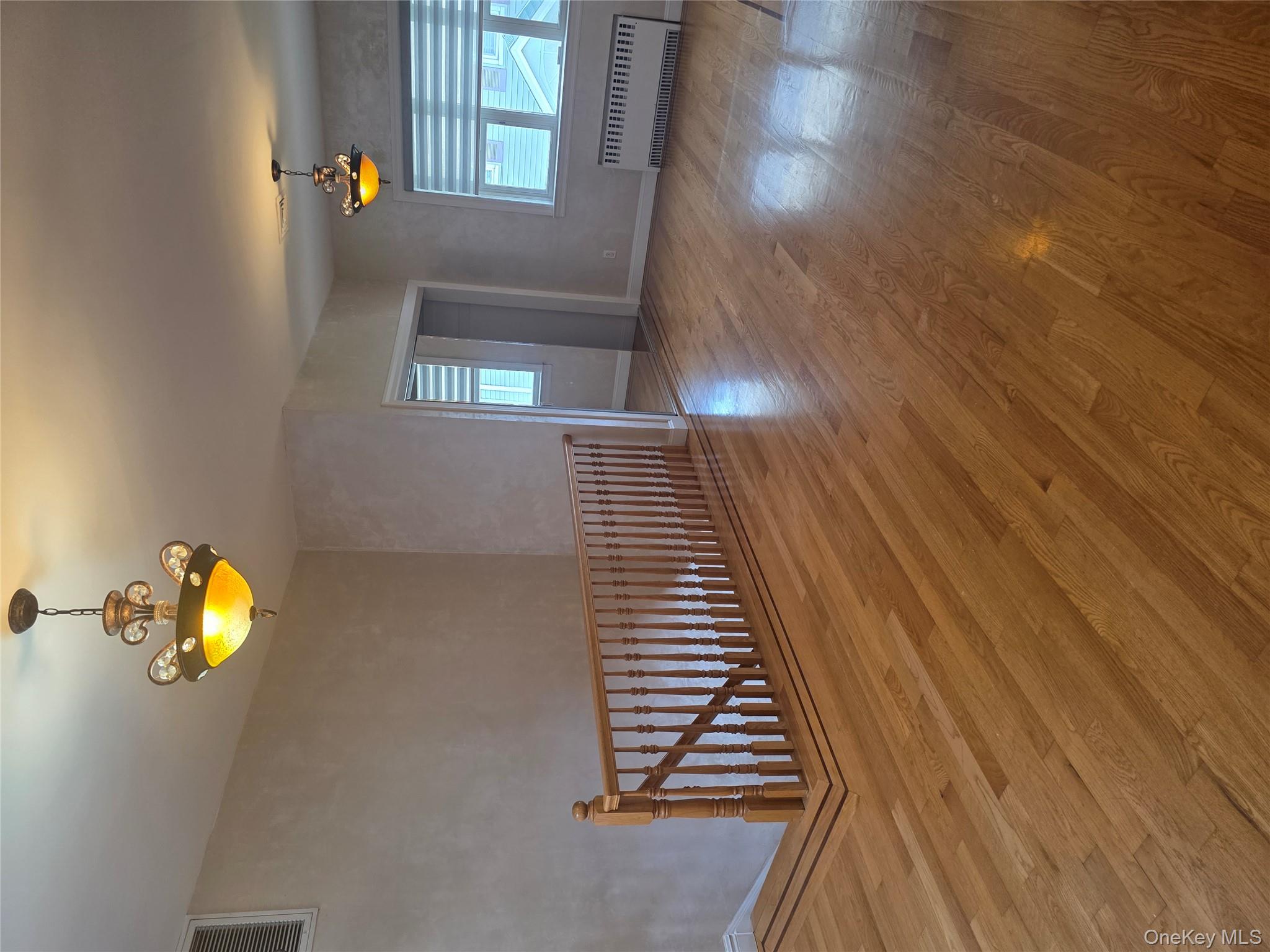 #5 photo, 29-22 214 Place, クイーンズ区 Bayside , NY 11360